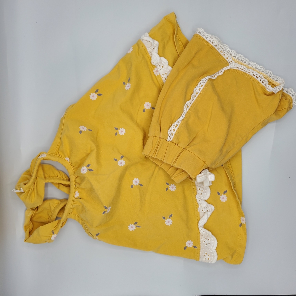 Mustard Yellow Floral Top with Lace Trim and Lace Trim Shorts Size 12 Months